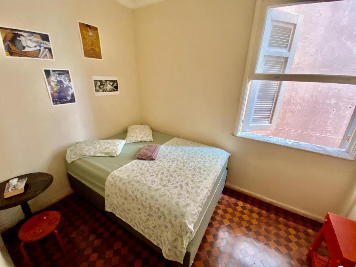 Rio Guesthouse - Um Quarteirao Da Praia De Copacabana Rio de Janeiro Bagian luar foto