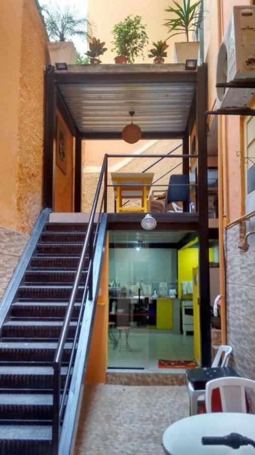 Rio Guesthouse - Um Quarteirao Da Praia De Copacabana Rio de Janeiro Bagian luar foto