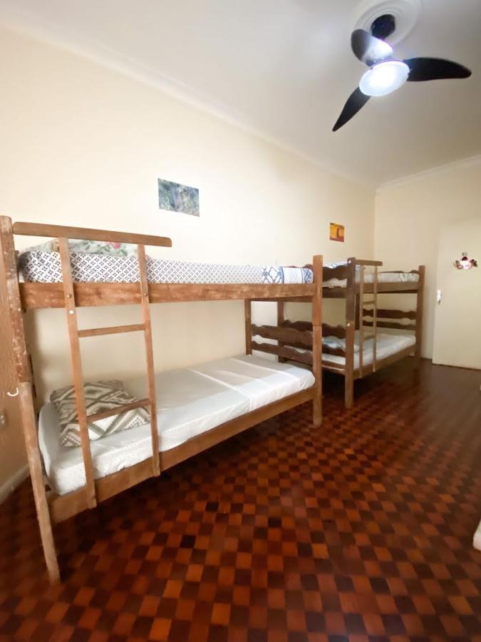 Rio Guesthouse - Um Quarteirao Da Praia De Copacabana Rio de Janeiro Bagian luar foto