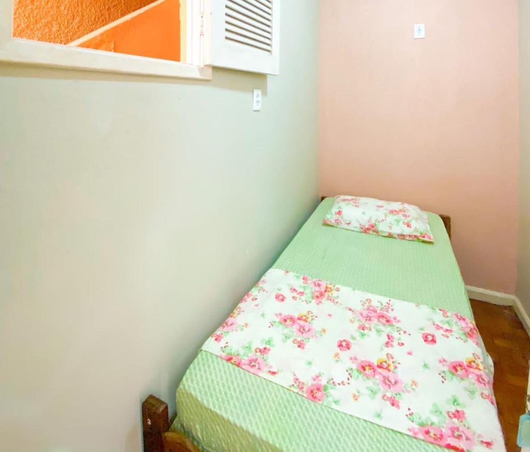 Rio Guesthouse - Um Quarteirao Da Praia De Copacabana Rio de Janeiro Bagian luar foto