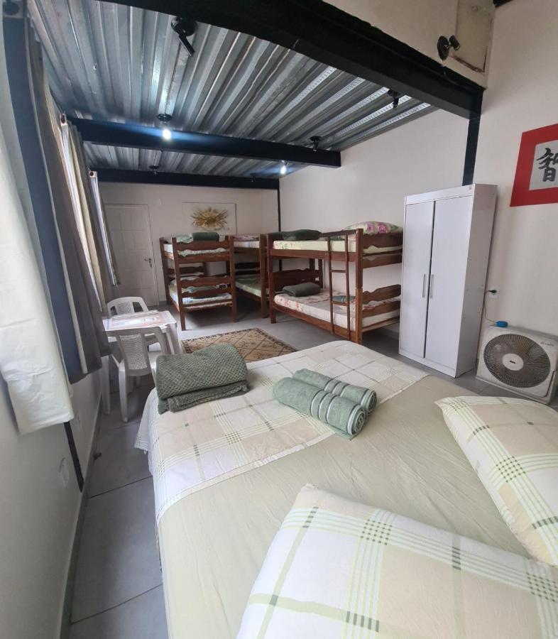 Rio Guesthouse - Um Quarteirao Da Praia De Copacabana Rio de Janeiro Bagian luar foto