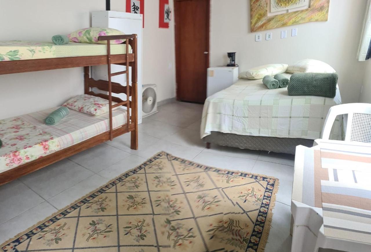 Rio Guesthouse - Um Quarteirao Da Praia De Copacabana Rio de Janeiro Bagian luar foto